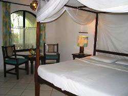 DIANI SEA LODGE ACCOMMODATION